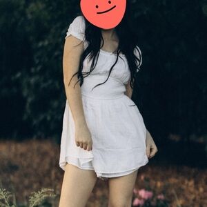 Hollister White Short Sleeve Romper